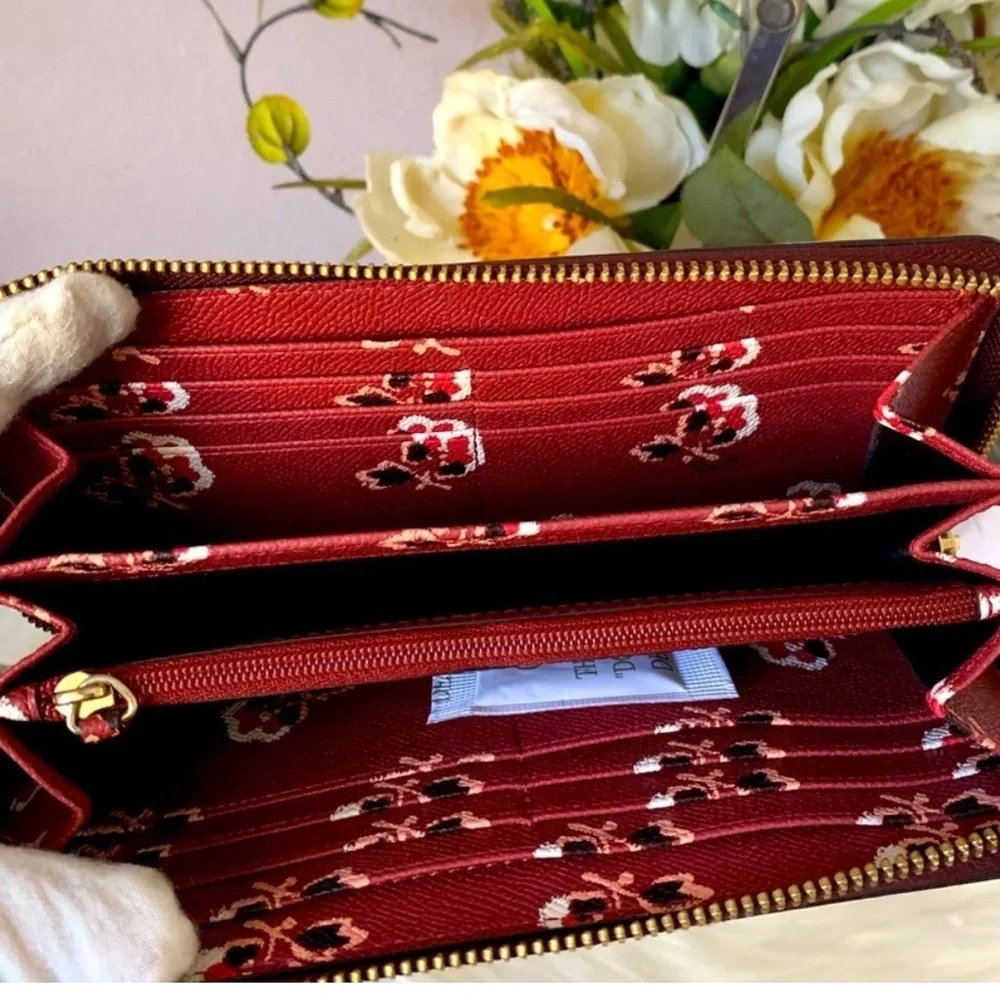COACH Accordion Zip Bramble Rose Metallic Cherry Wallet